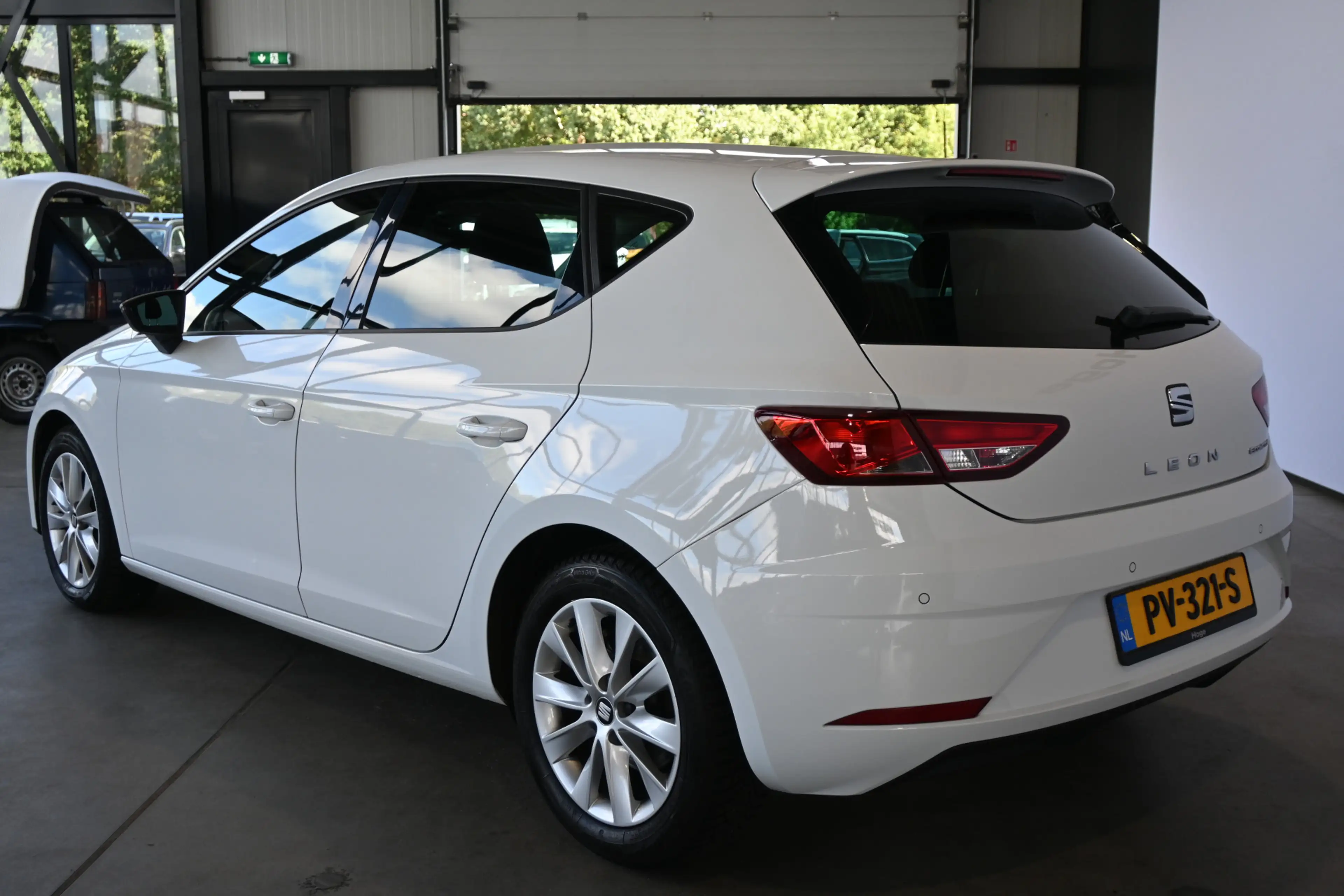 SEAT Leon 1.0 EcoTSI Automaat Style Business Intense Clima C — photo 13