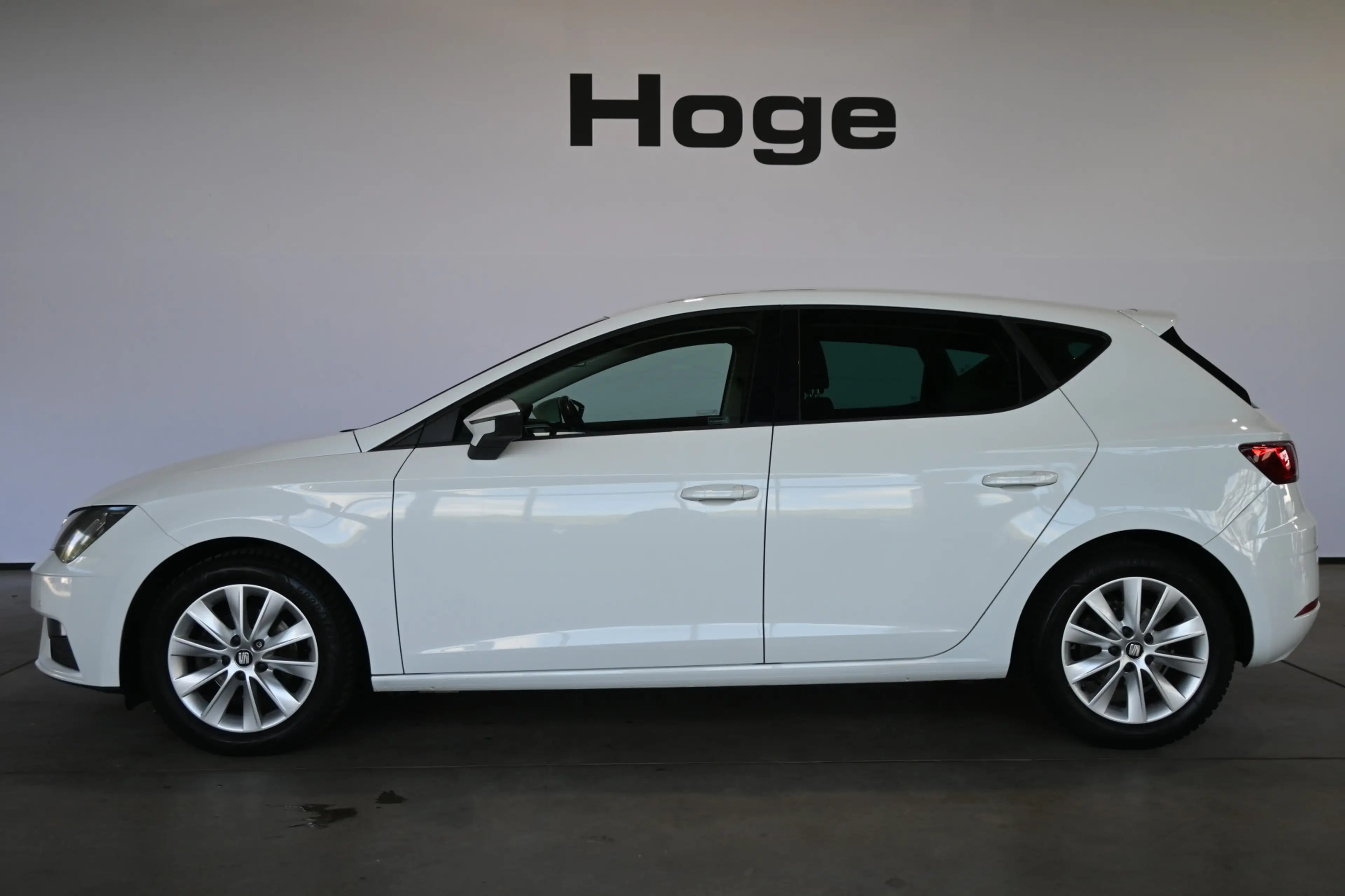 SEAT Leon 1.0 EcoTSI Automaat Style Business Intense Clima C — photo 3