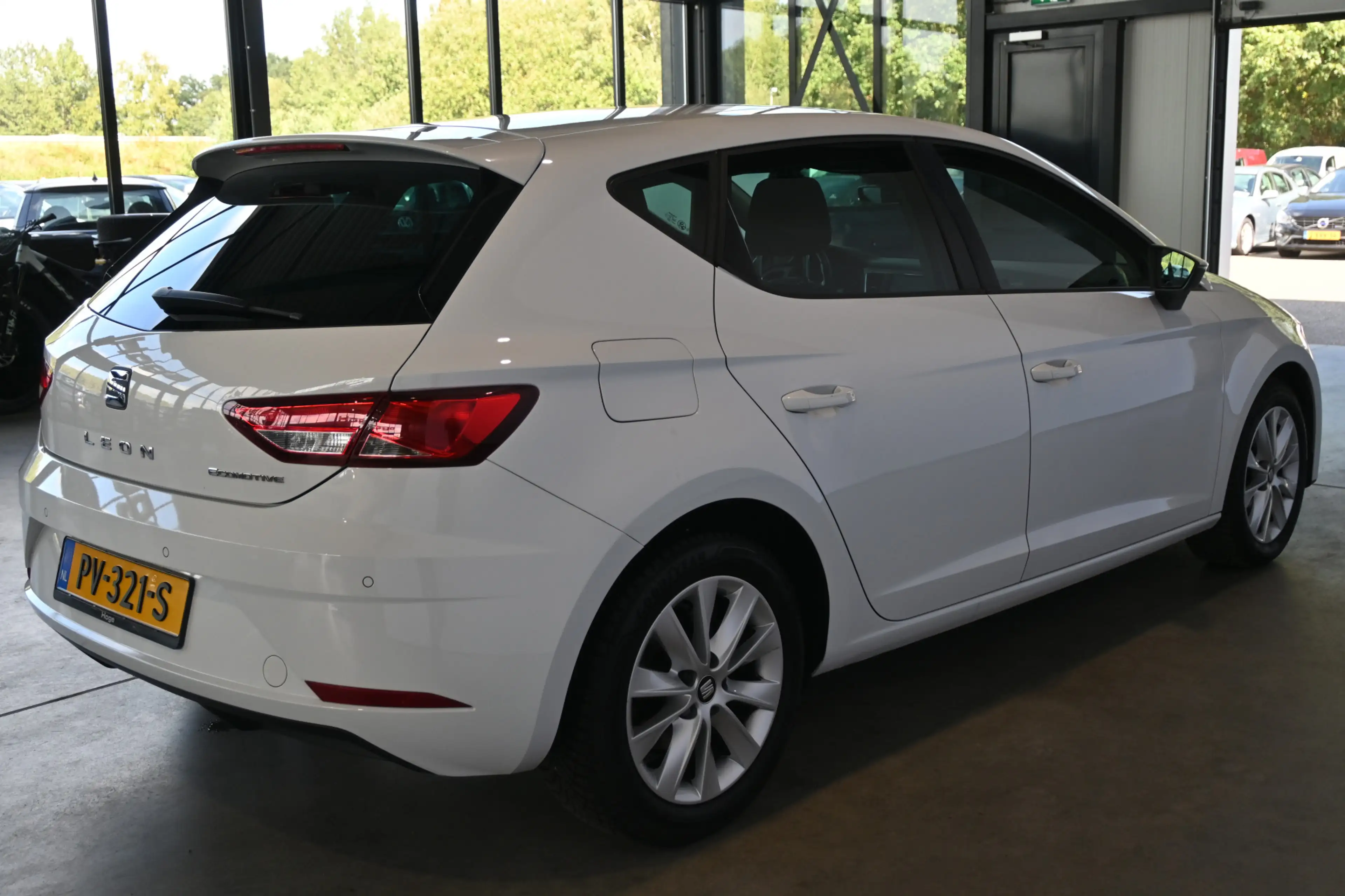 SEAT Leon 1.0 EcoTSI Automaat Style Business Intense Clima C — photo 14