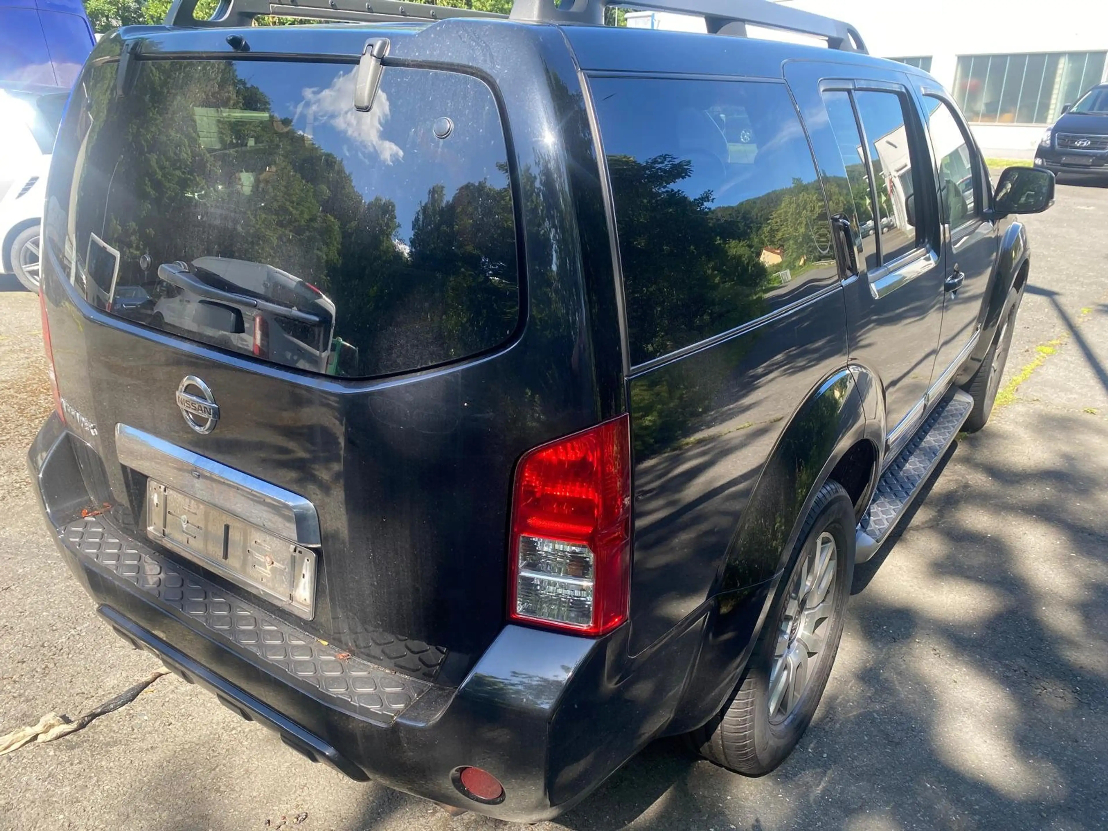 Nissan Pathfinder 3.0 dCi Aut. LE — photo 4