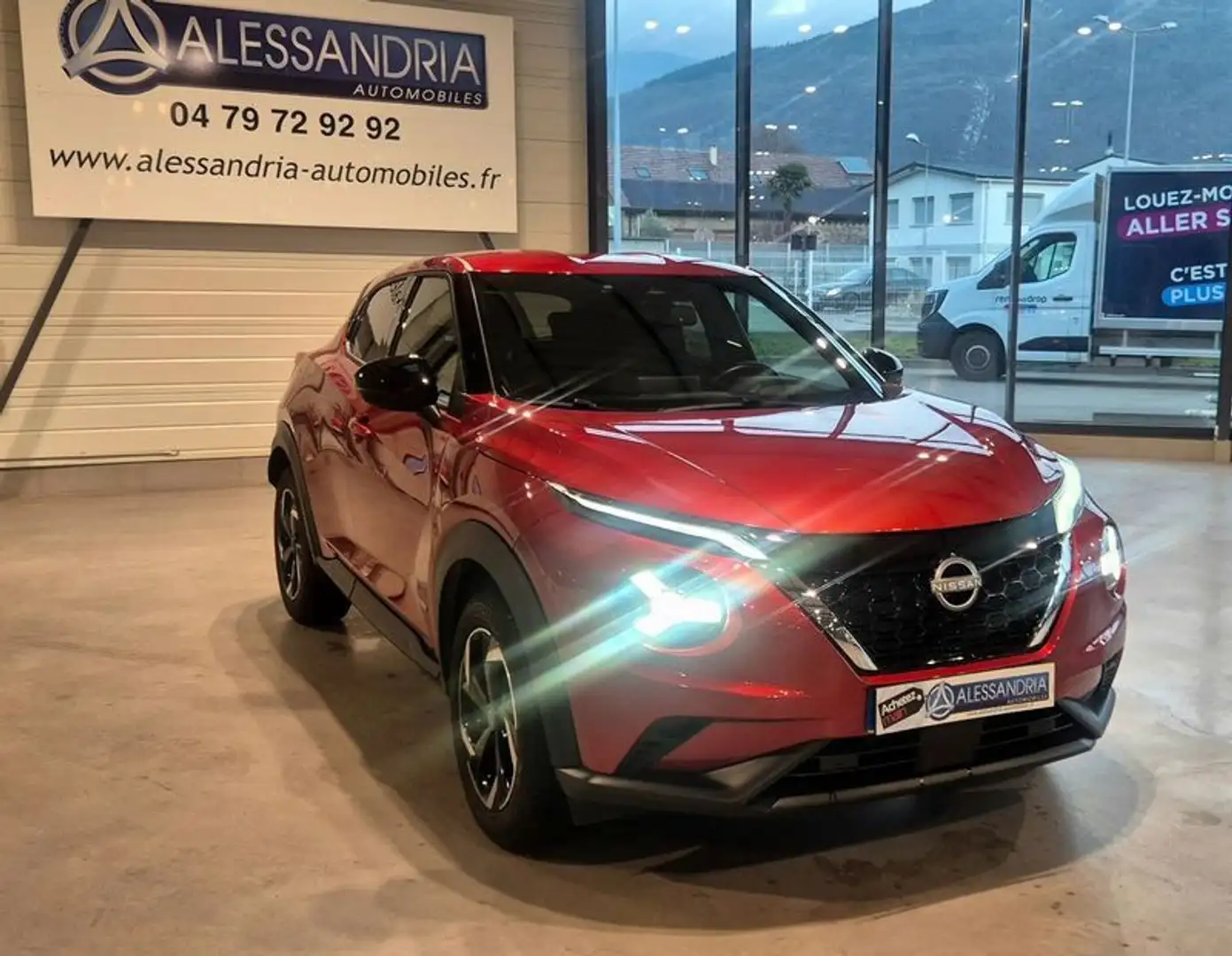 Nissan Juke 2023.5 HYBRID 143 N-Connecta 5P Rot - 2