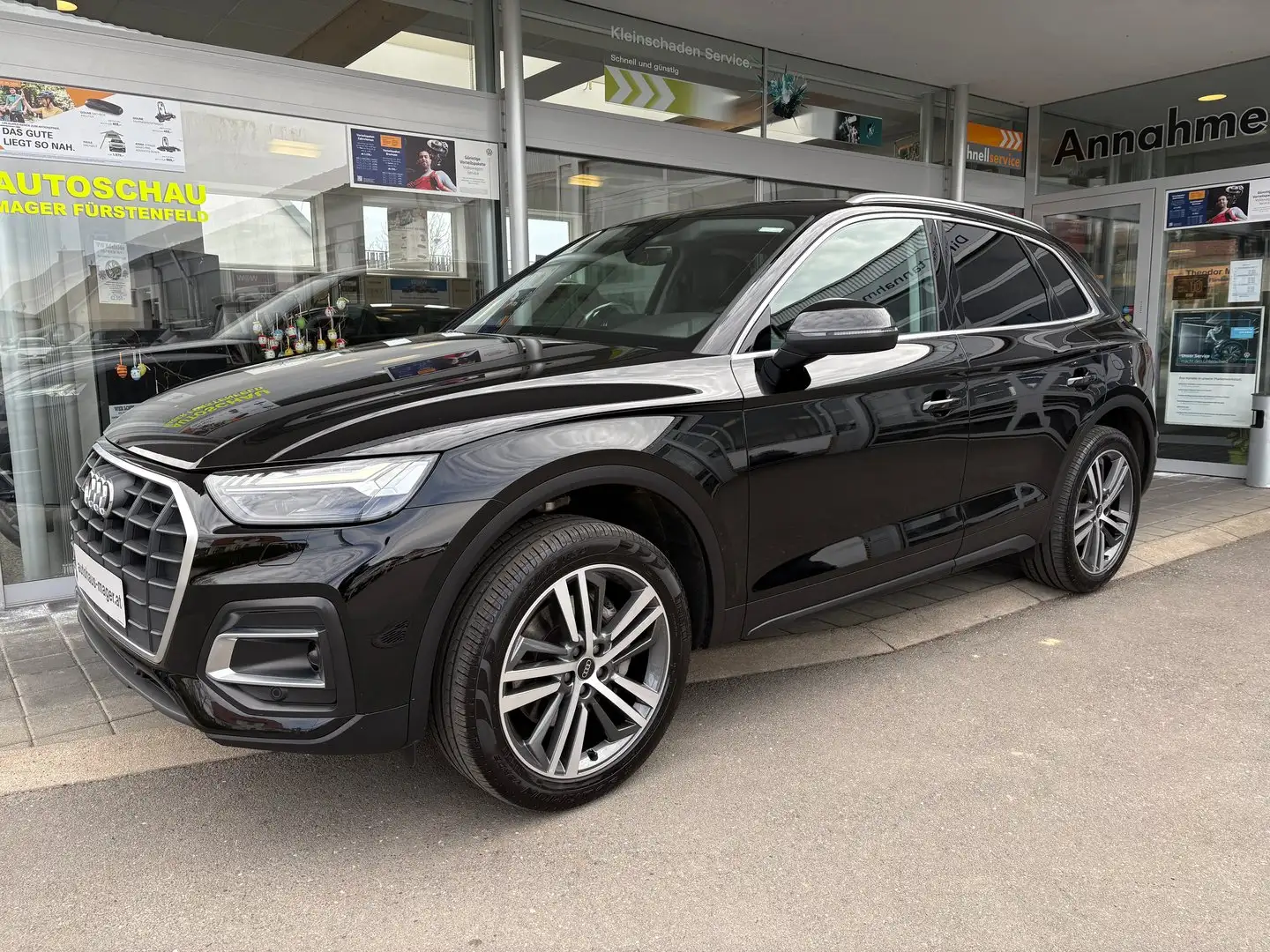 Audi Q5 50 TFSI e quattro Schwarz - 2