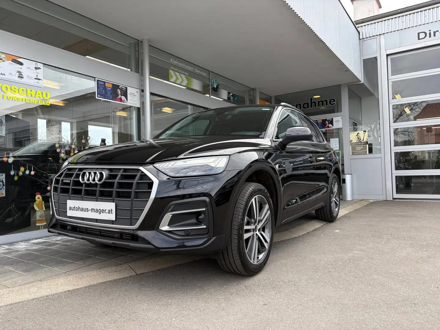 Audi Q5 50 TFSI e quattro Schwarz - 1
