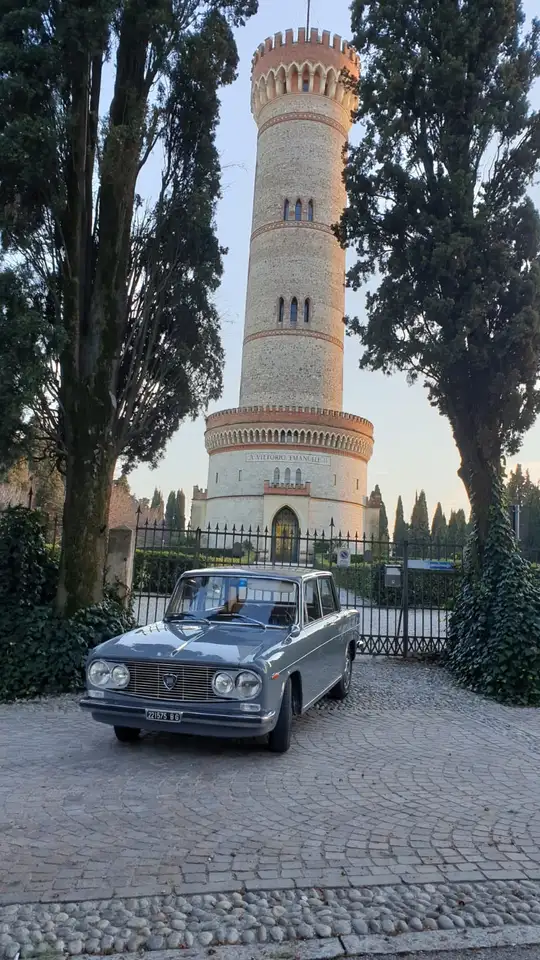 Lancia Fulvia Berlina seconda serie, foto 2