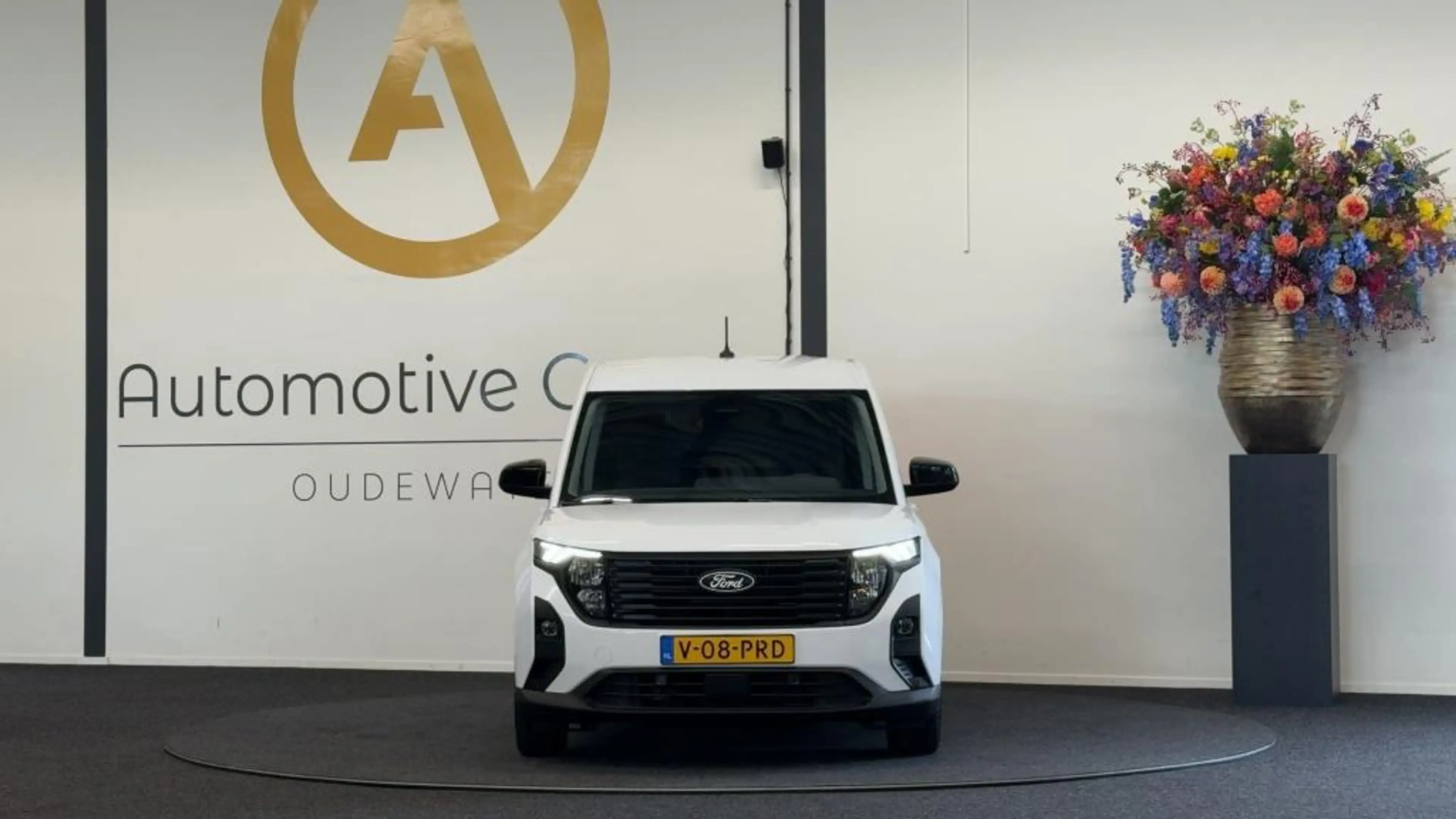 Ford Transit Courier 1.0 EcoBoost Trend | CAMERA | CARPLAY | WINTER-PAK — photo 10