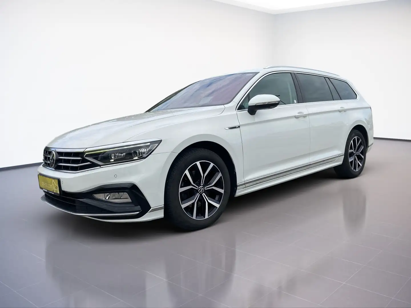 Volkswagen Passat Variant R-LINE 2.0TSI 190PS DSG MATRIX.ACC.KAMERA.NAVI.SHZ Weiß - 2