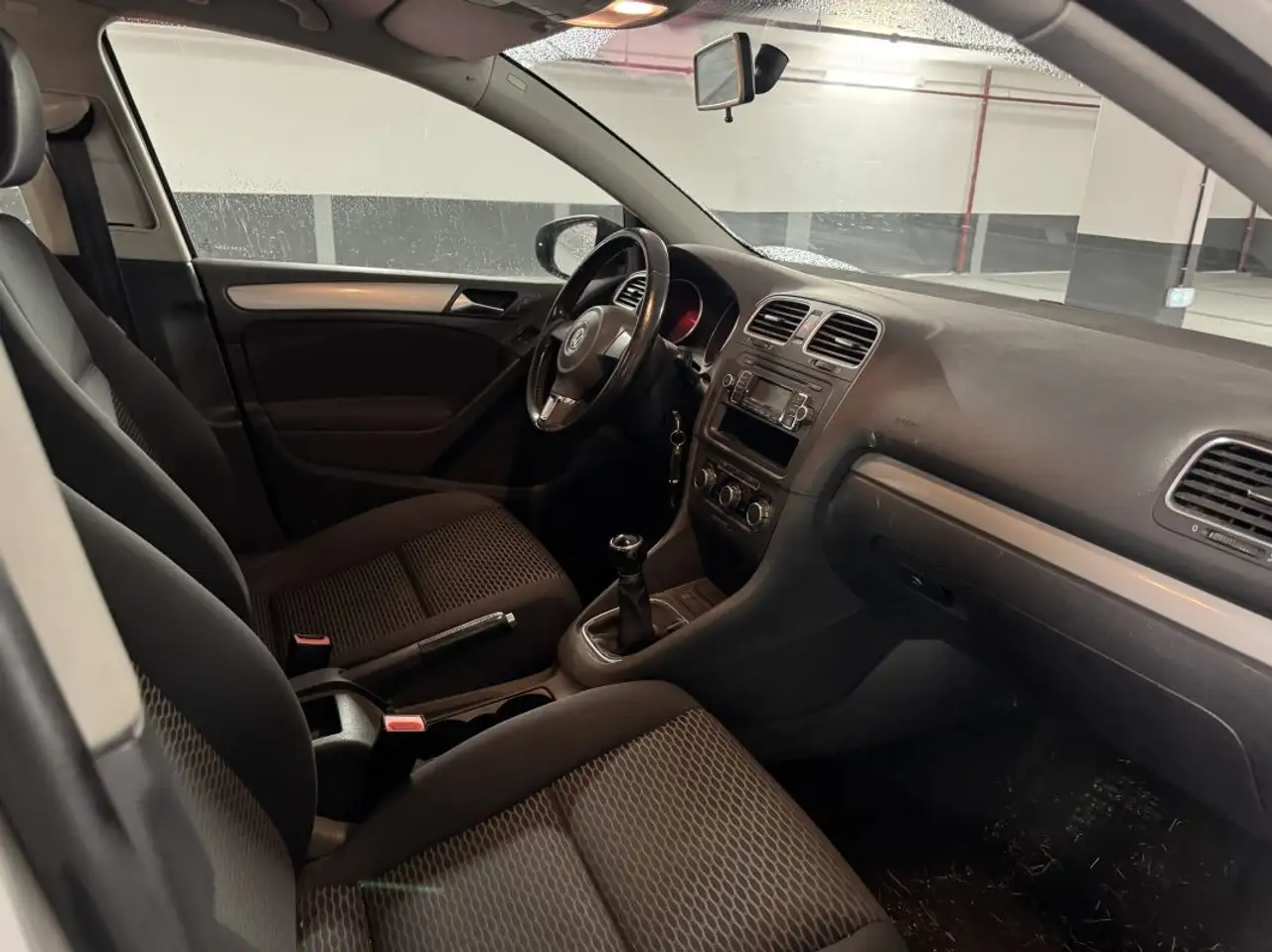 Volkswagen Golf Standard Model — photo 7