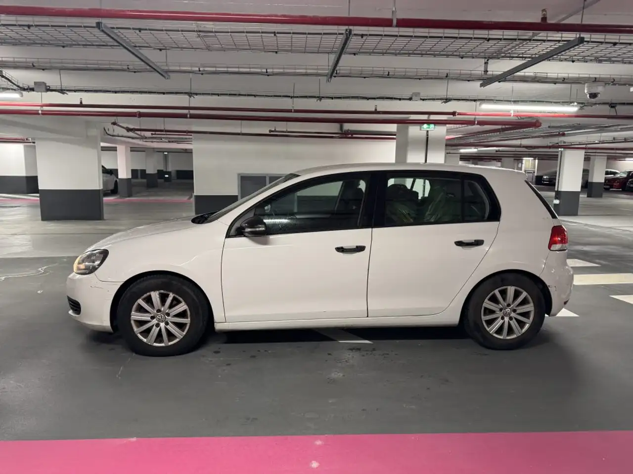 Volkswagen Golf Standard Model — photo 2