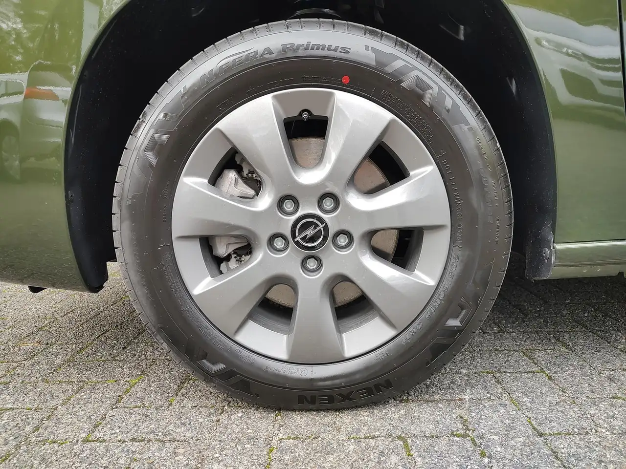 Opel Combo Life 1,5 Combo Life NAVI R-Kamera Allwetterreifen 8