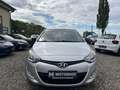 Hyundai i20 1.2 · nur 67.000 km · Klimaanlage · Tempomat · ... Silber - thumbnail 3