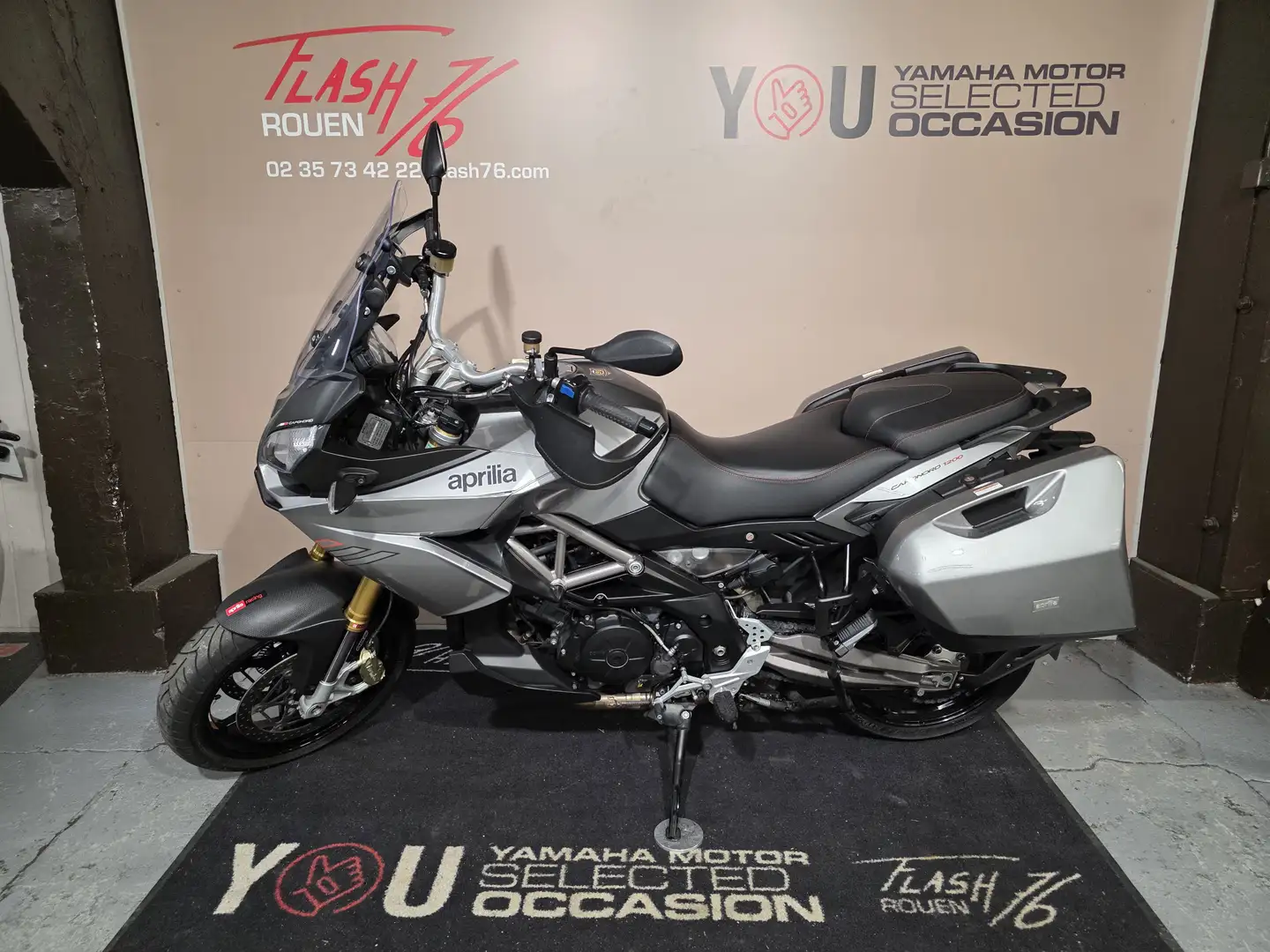 Aprilia Caponord 1200 Gris - 2