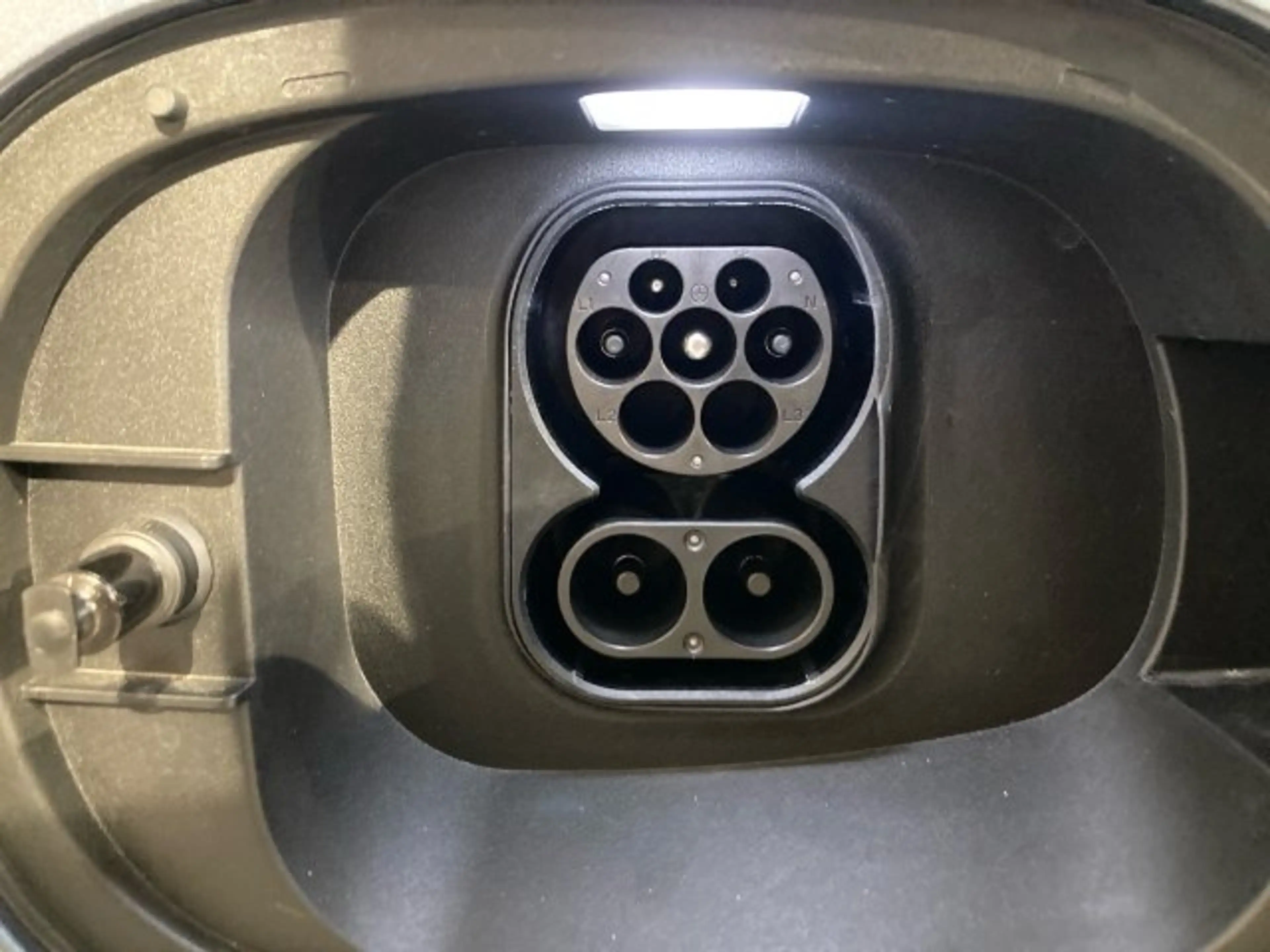 BYD Seal 6 DM-i Touring Comfort Lite — photo 10