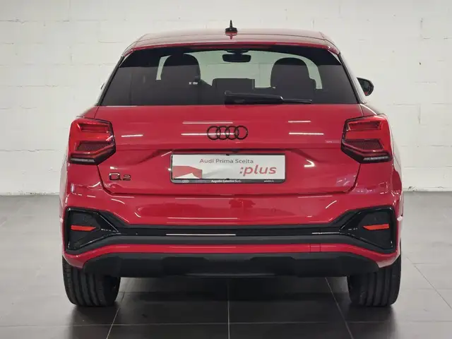 Audi Q2 view 5