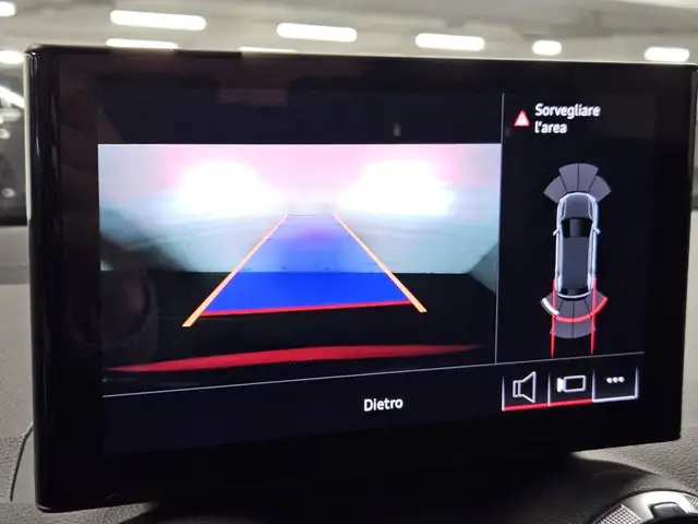 Audi Q2 view 14