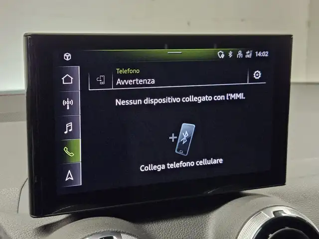 Audi Q2 view 11