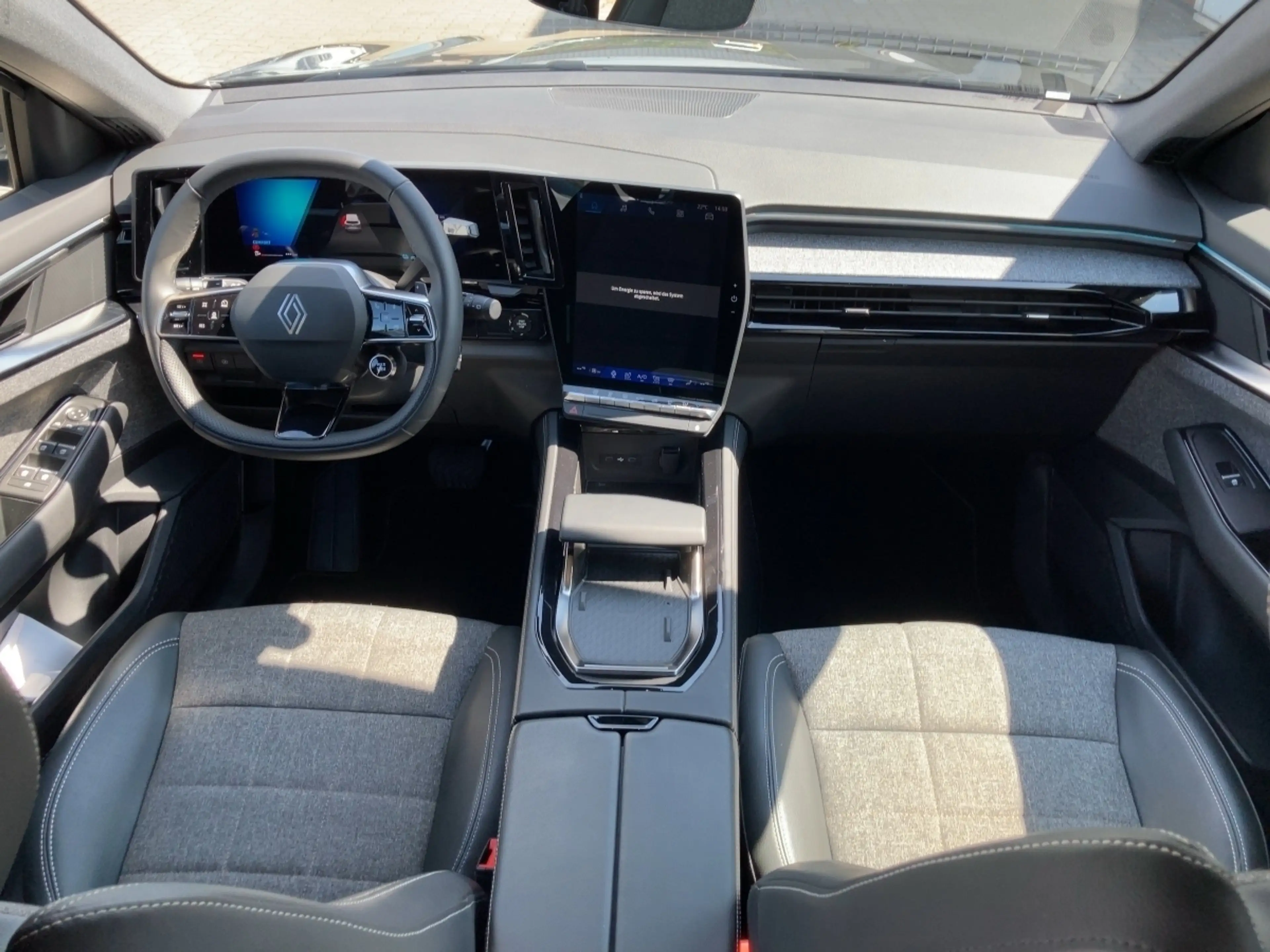 Renault Espace VI Techno 1.2 E-TECH Full Hybrid 200 7-Sz — photo 9