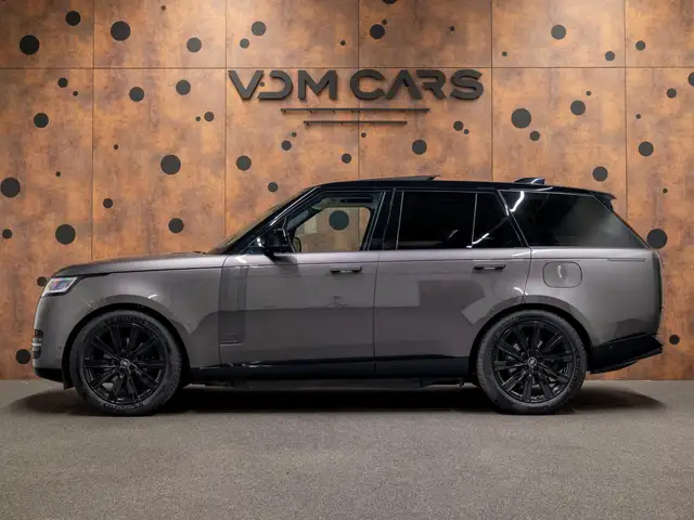 Land Rover Range Rover view 2