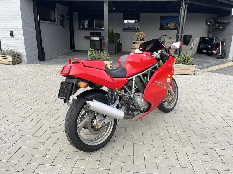 Ducati 750 SS - foto 3