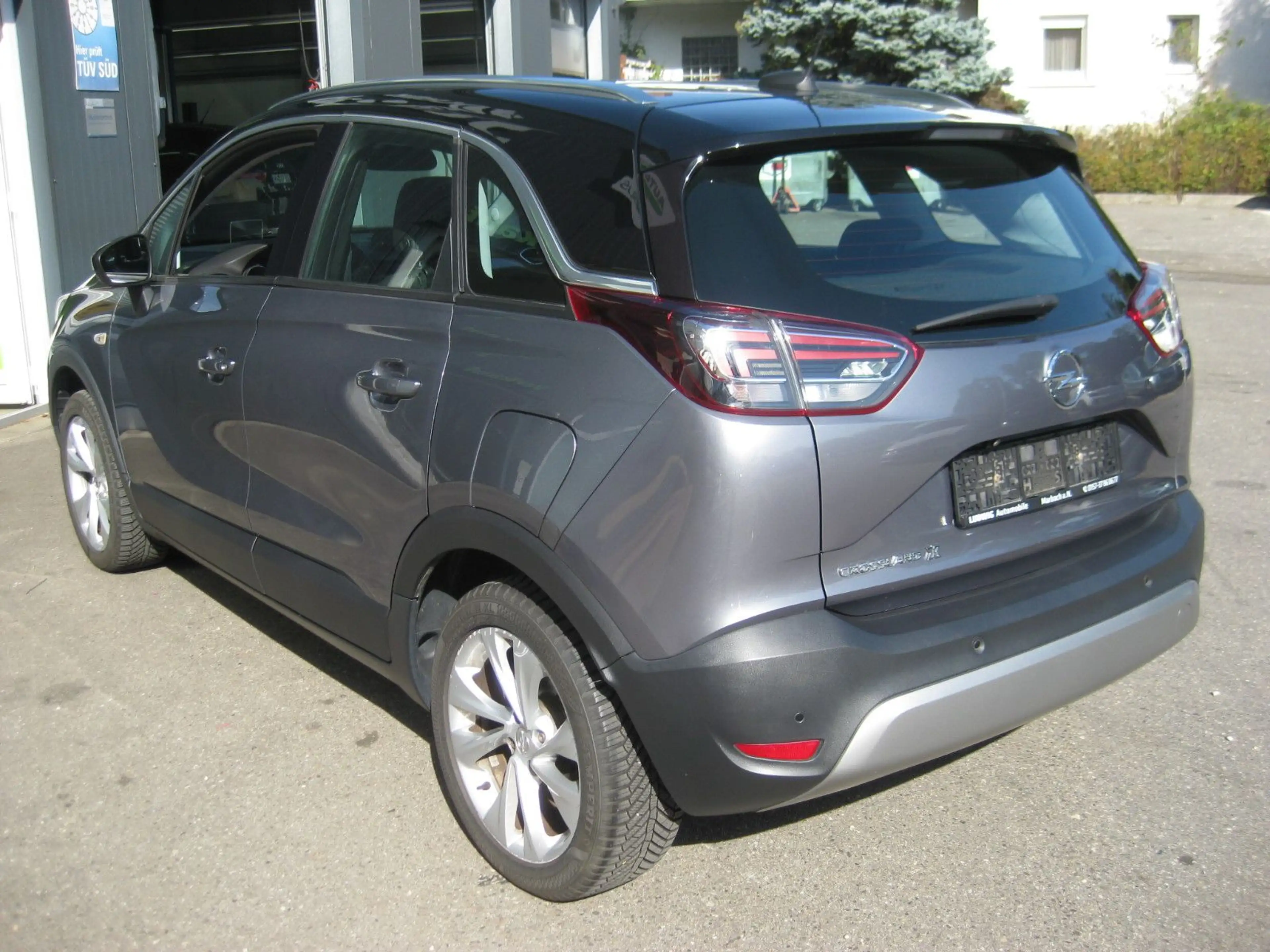 Opel Crossland X Innovation — photo 6