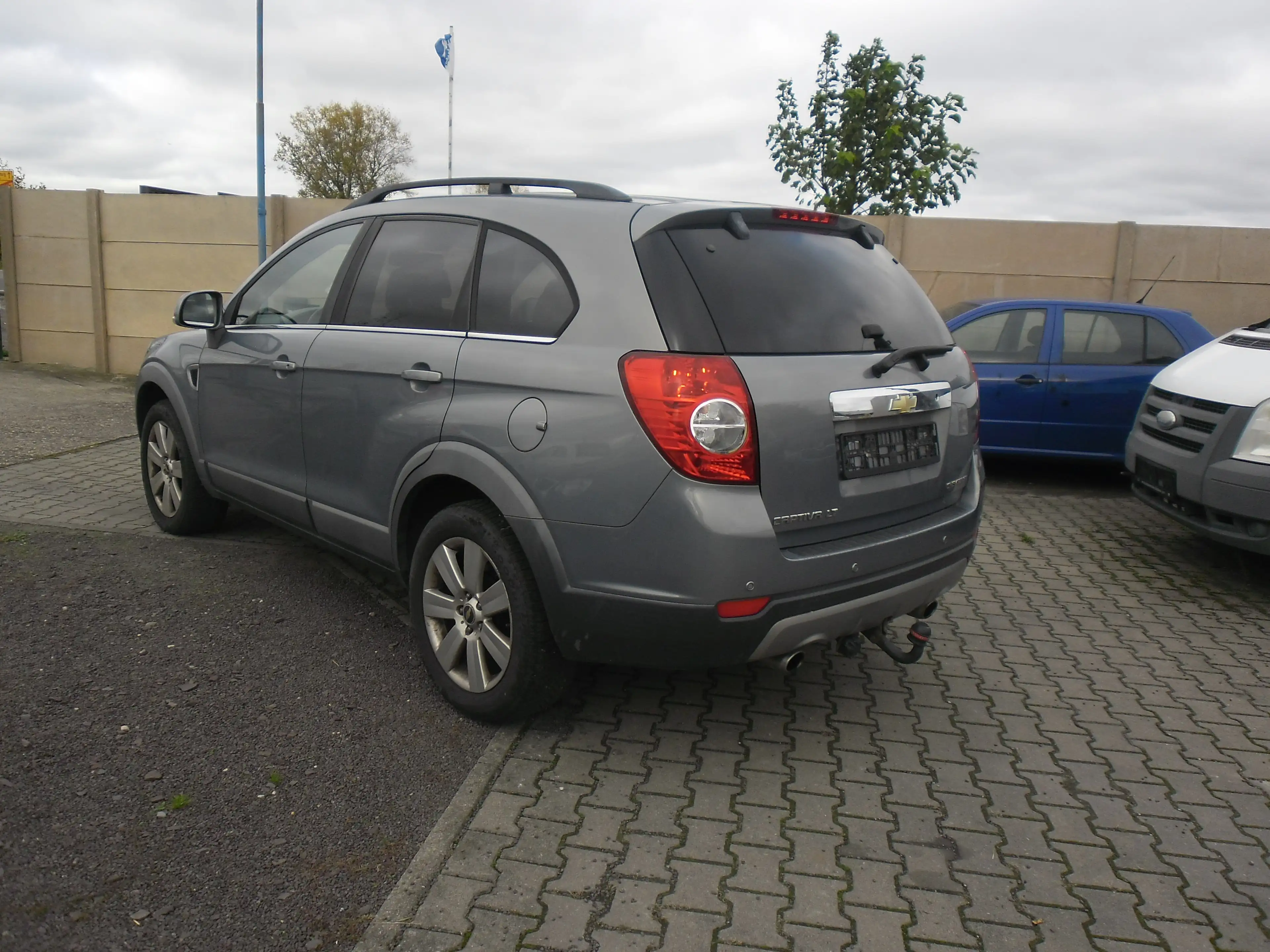 Chevrolet Captiva Captiva 2.0 4WD 7 Sitzer Automatik LT Exclusive — photo 3