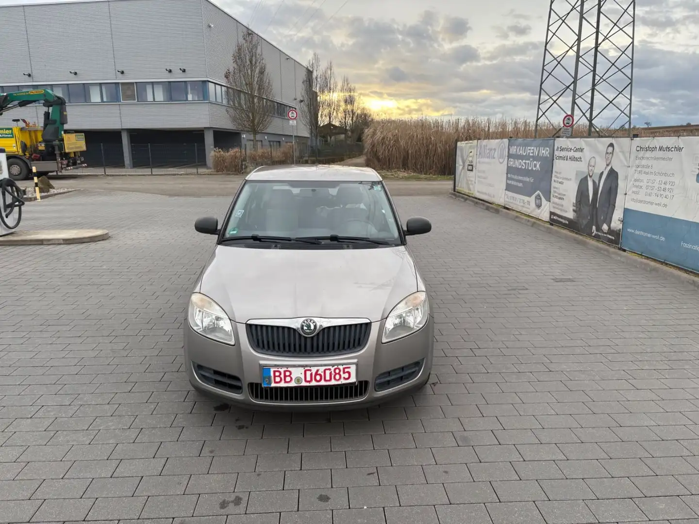 Skoda Fabia Classic *TÜV Neu* 8 Reifen * Beige - 2