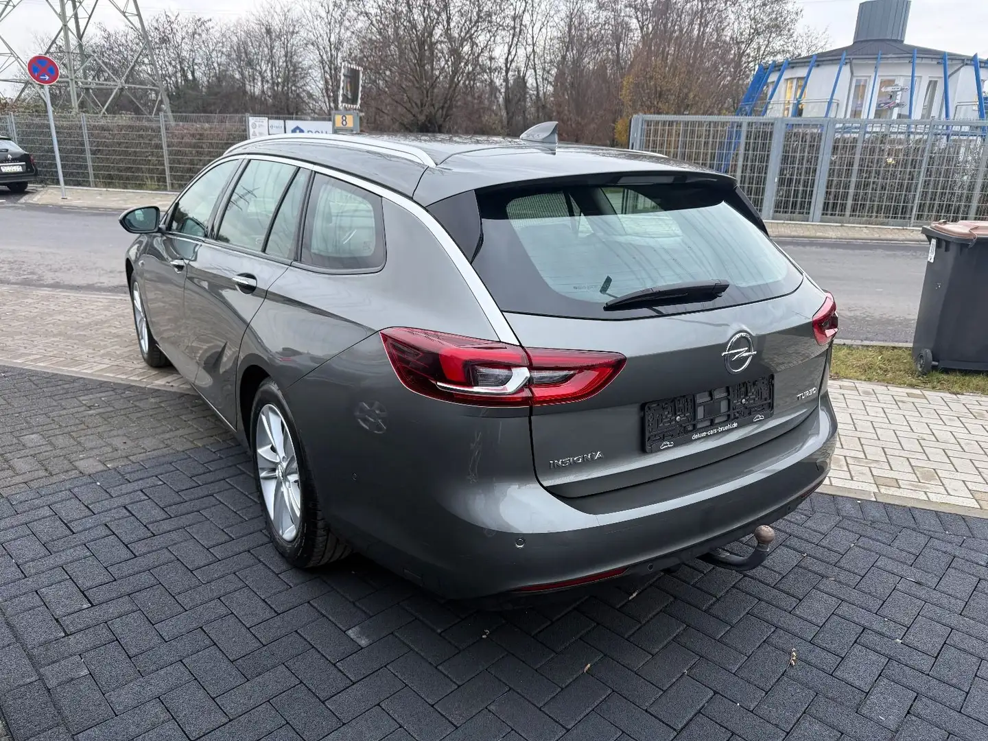 Opel Insignia B Sports Tourer Business Innovation Grau - 2