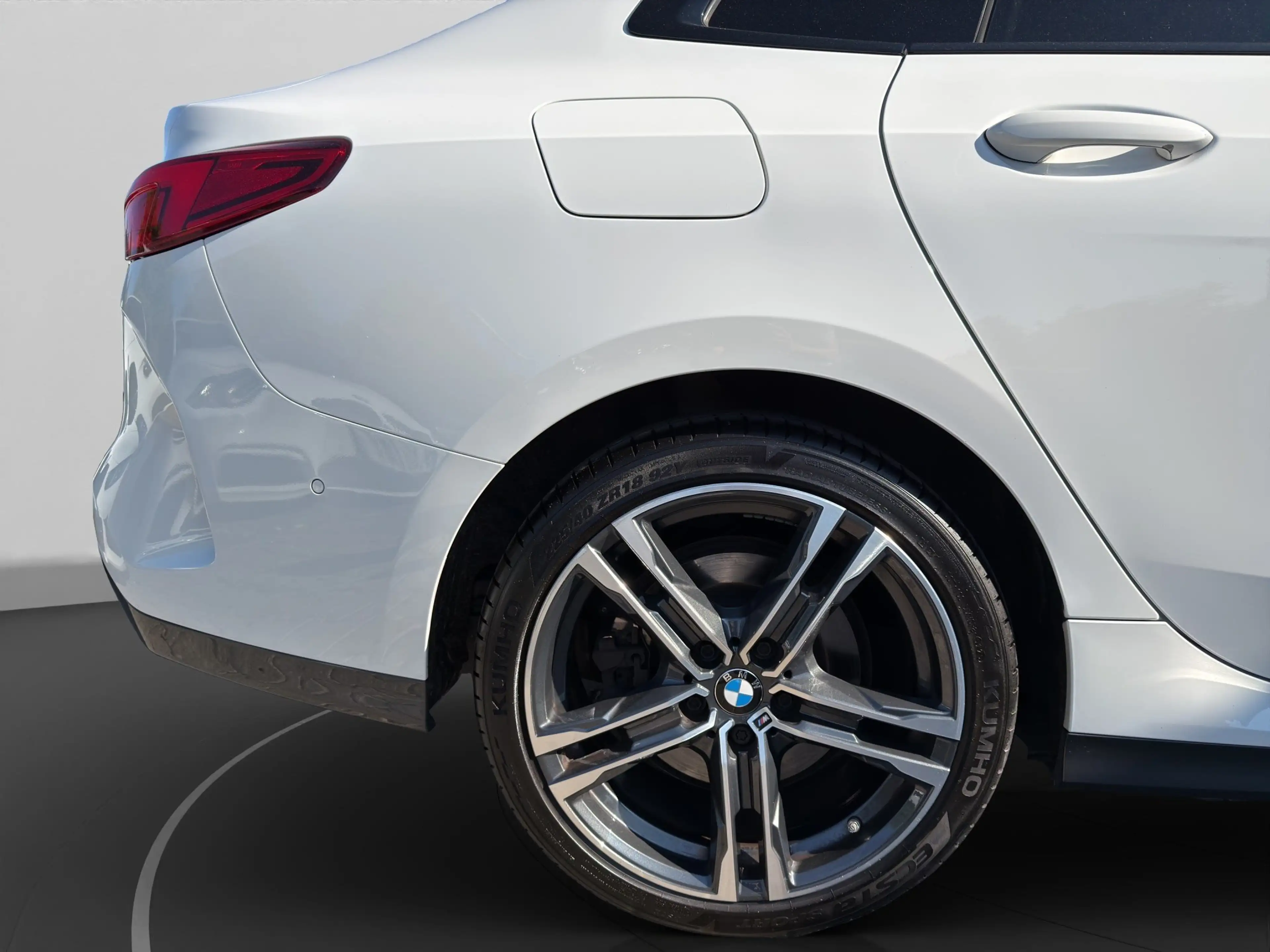 BMW 220 d xDrive Gran Coupé M Sport adaptiverLED ParkingAs — photo 11