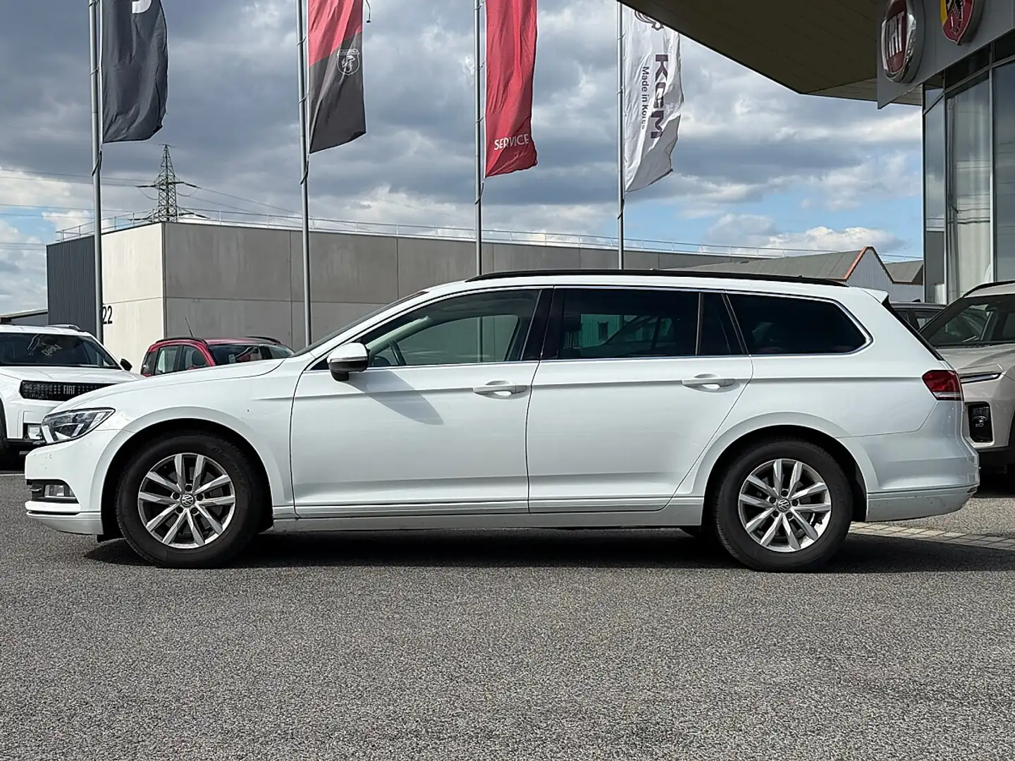 Volkswagen Passat Variant Comfortline 2,0 TDI SCR DSG Weiß - 2