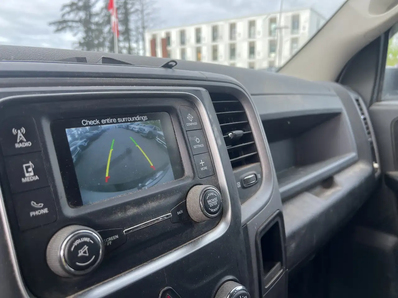 RAM 1500 снимка RAM 1500