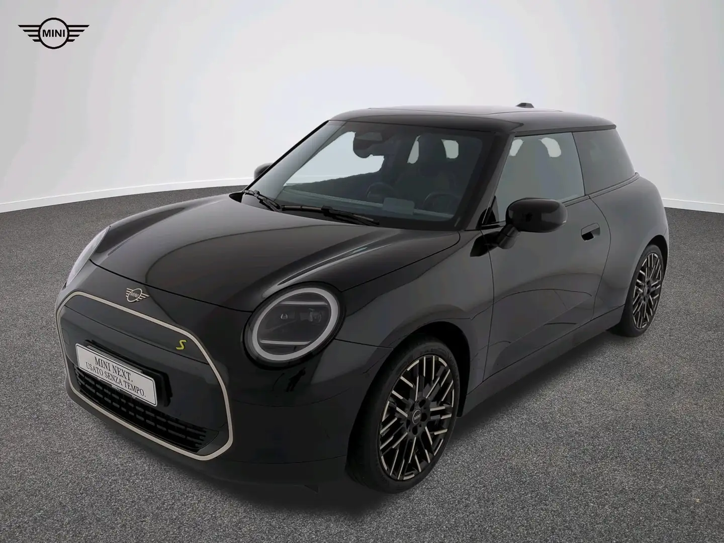 MINI Cooper SE Favoured Černá - 1