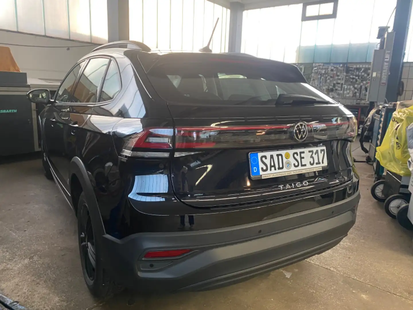 Volkswagen Taigo Taigo 1.0 TSI Life Schwarz - 2