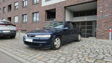 Vectra B 2.2 Facelift Sport Zender