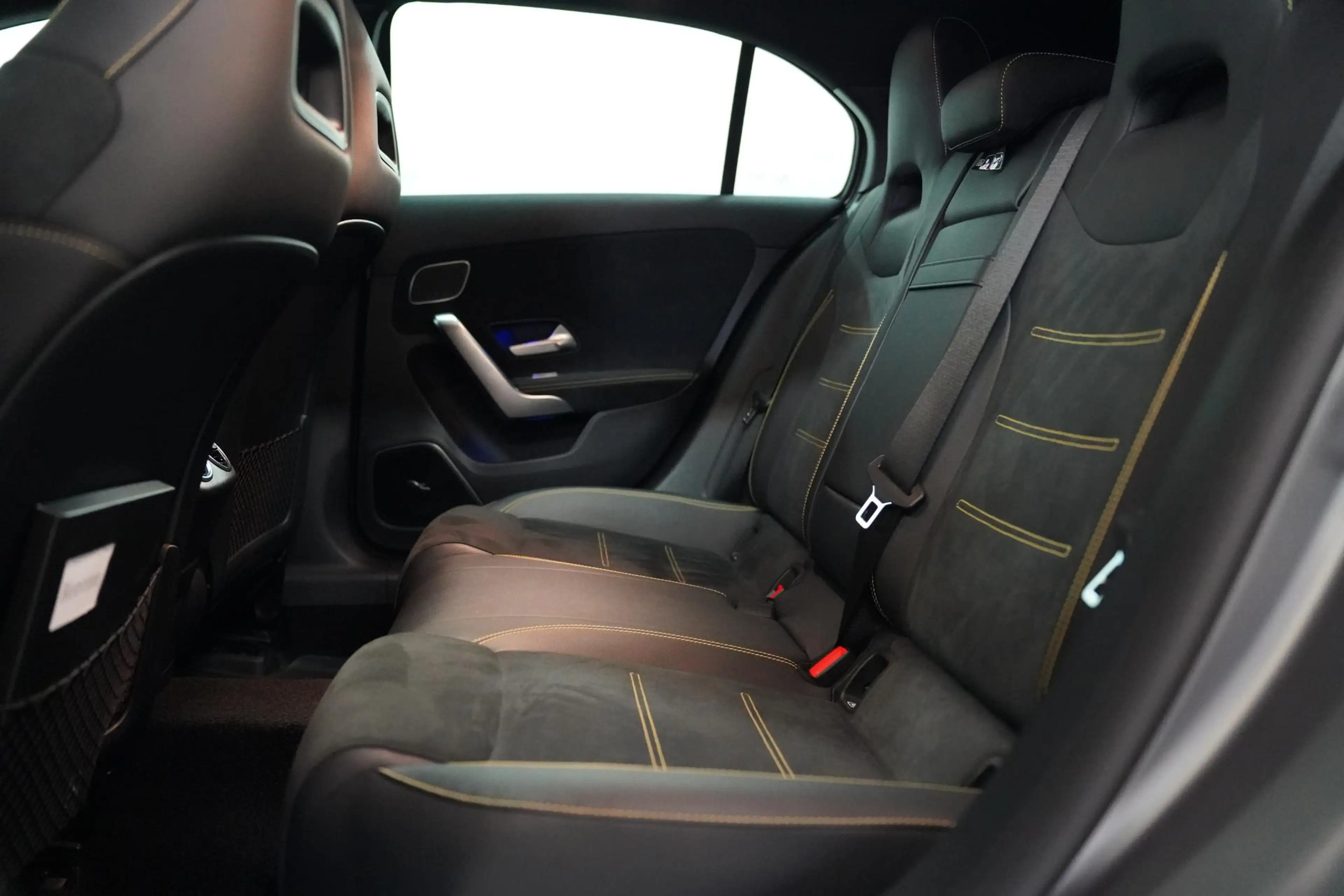 Mercedes-Benz A 45 AMG S A 4MATIC+ Pano | AMG AERO | Mercedes Garantie — photo 13