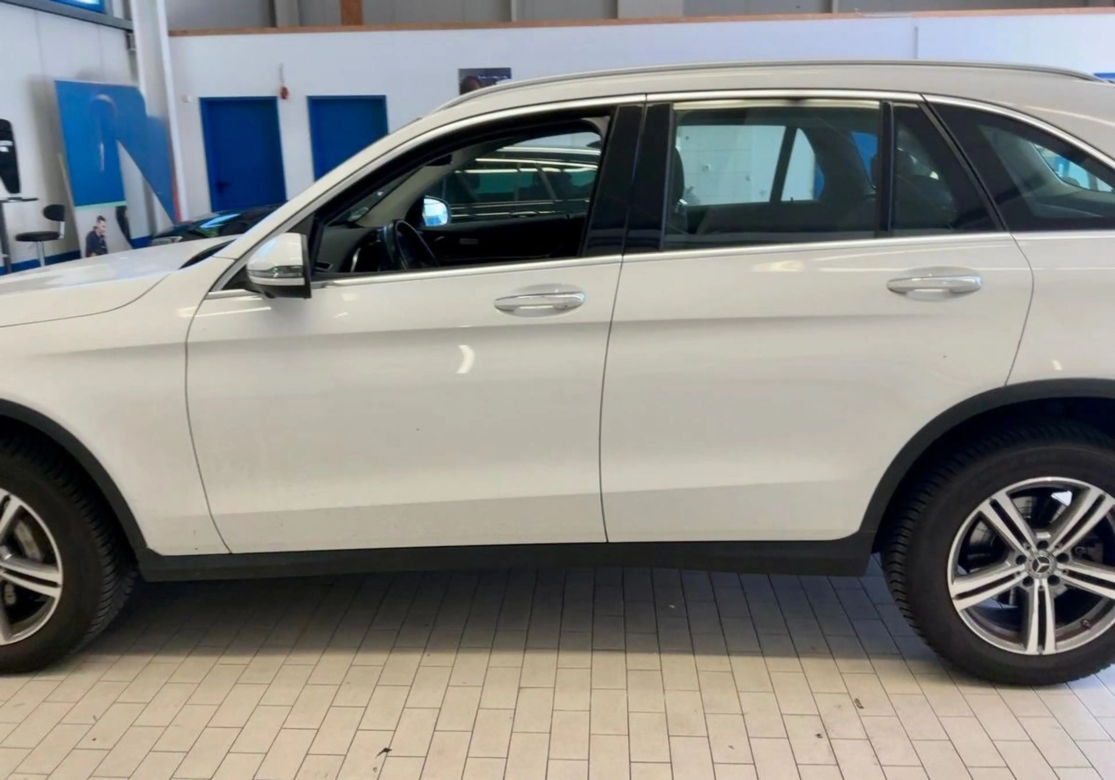 Mercedes-Benz GLC 300 de 4Matic 360 Kamera HeadUp  *RATE 350€ — photo 9