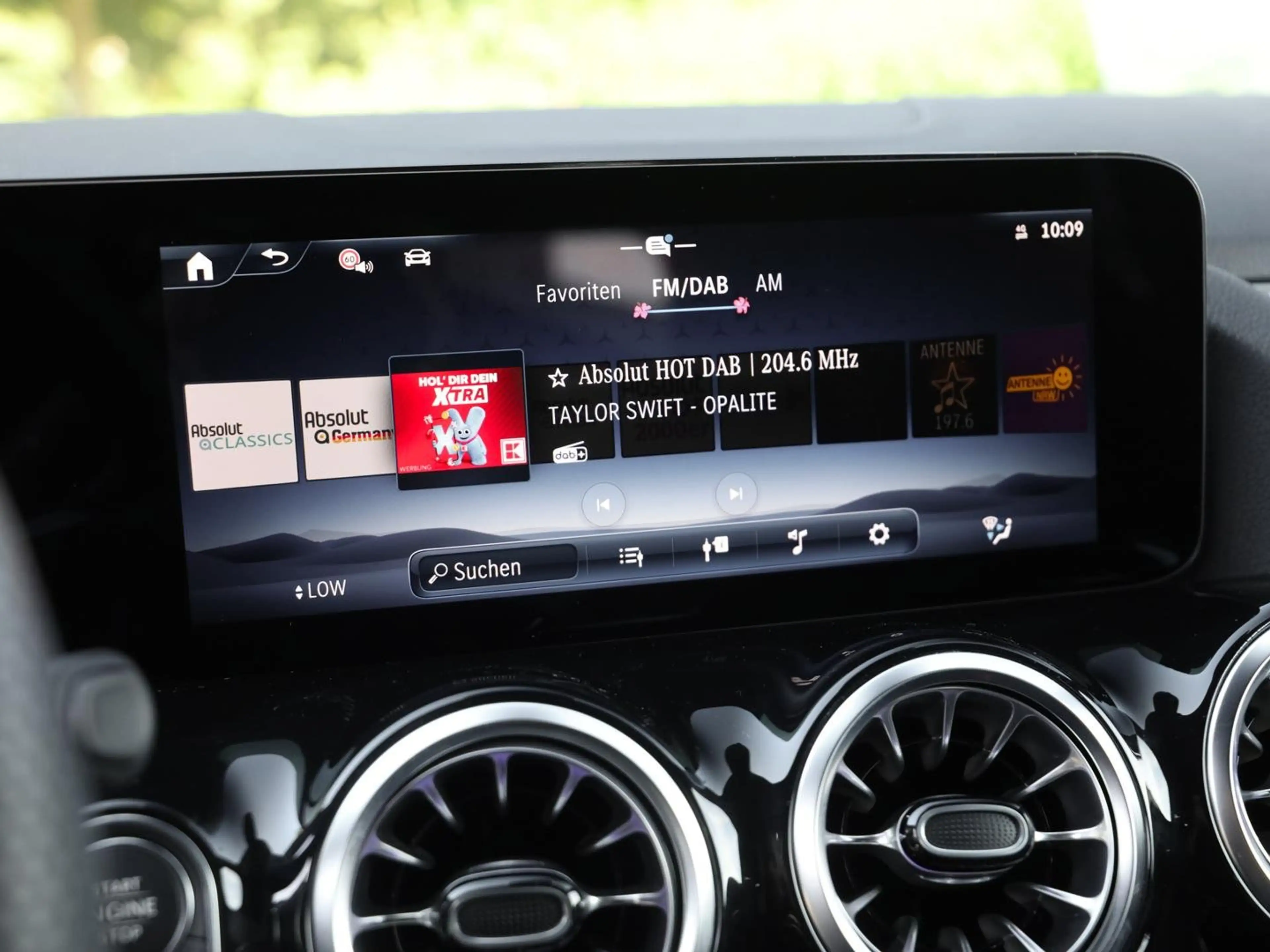 Mercedes-Benz GLA 200 AMG Line Night Special-Edition Rückfahrk — photo 12