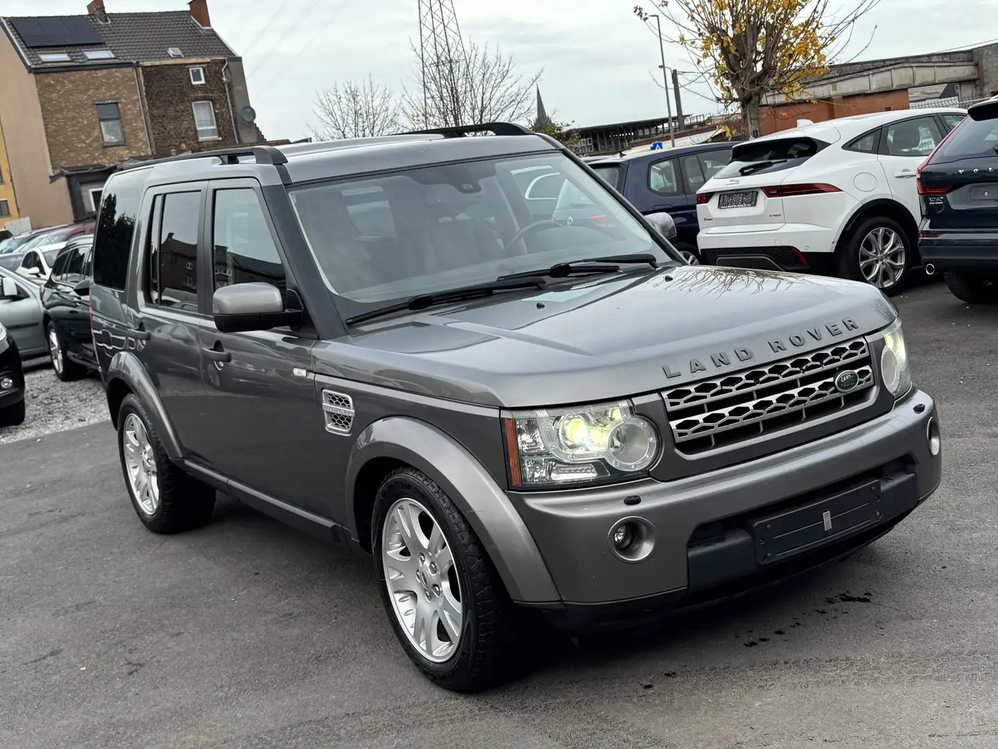 Land Rover Discovery 4/2.7 TDV6 SE/FULLOPTIONS/1PROP CARNET!!!! Gris - 2