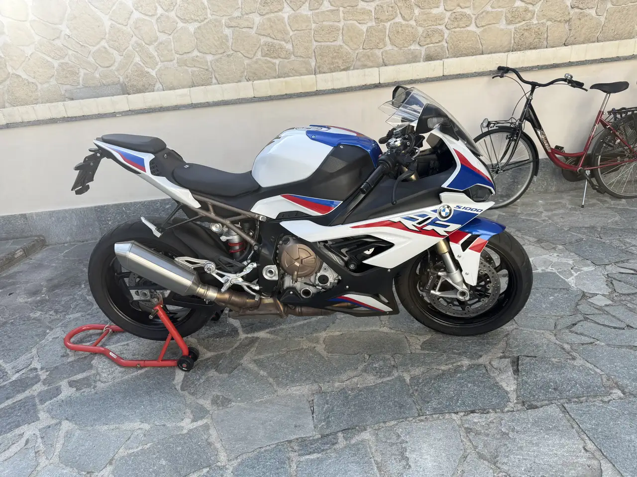BMW S 1000 RR