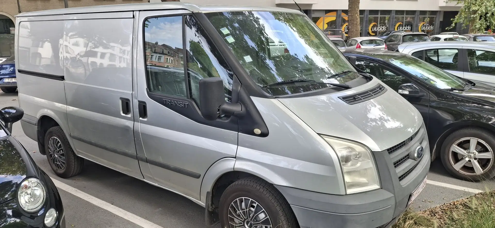 Ford Transit 100 L 2.5 D - 2