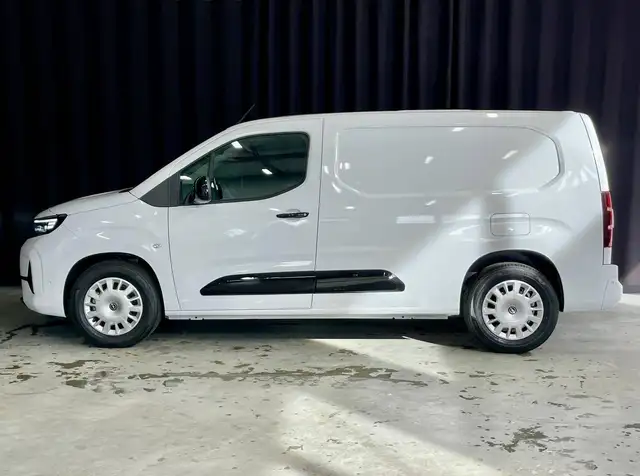 Opel Combo view 9