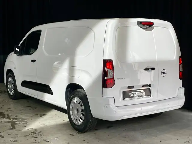 Opel Combo view 3