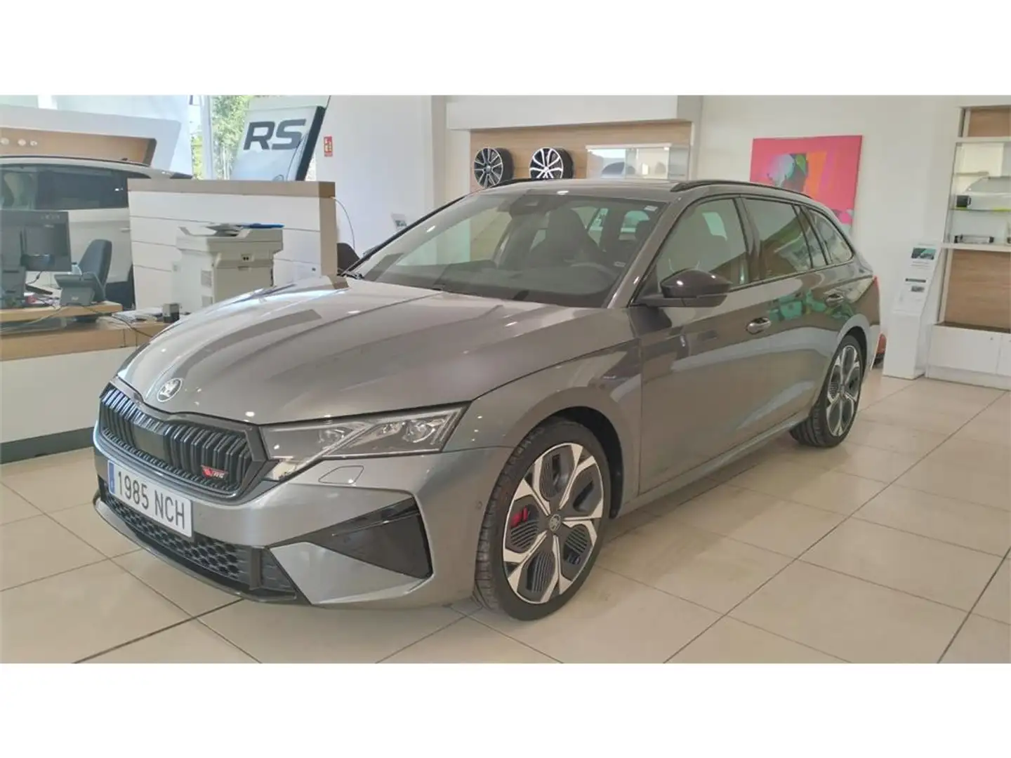 Skoda Octavia Combi 2.0 TSI RS DSG7 195kW - 1