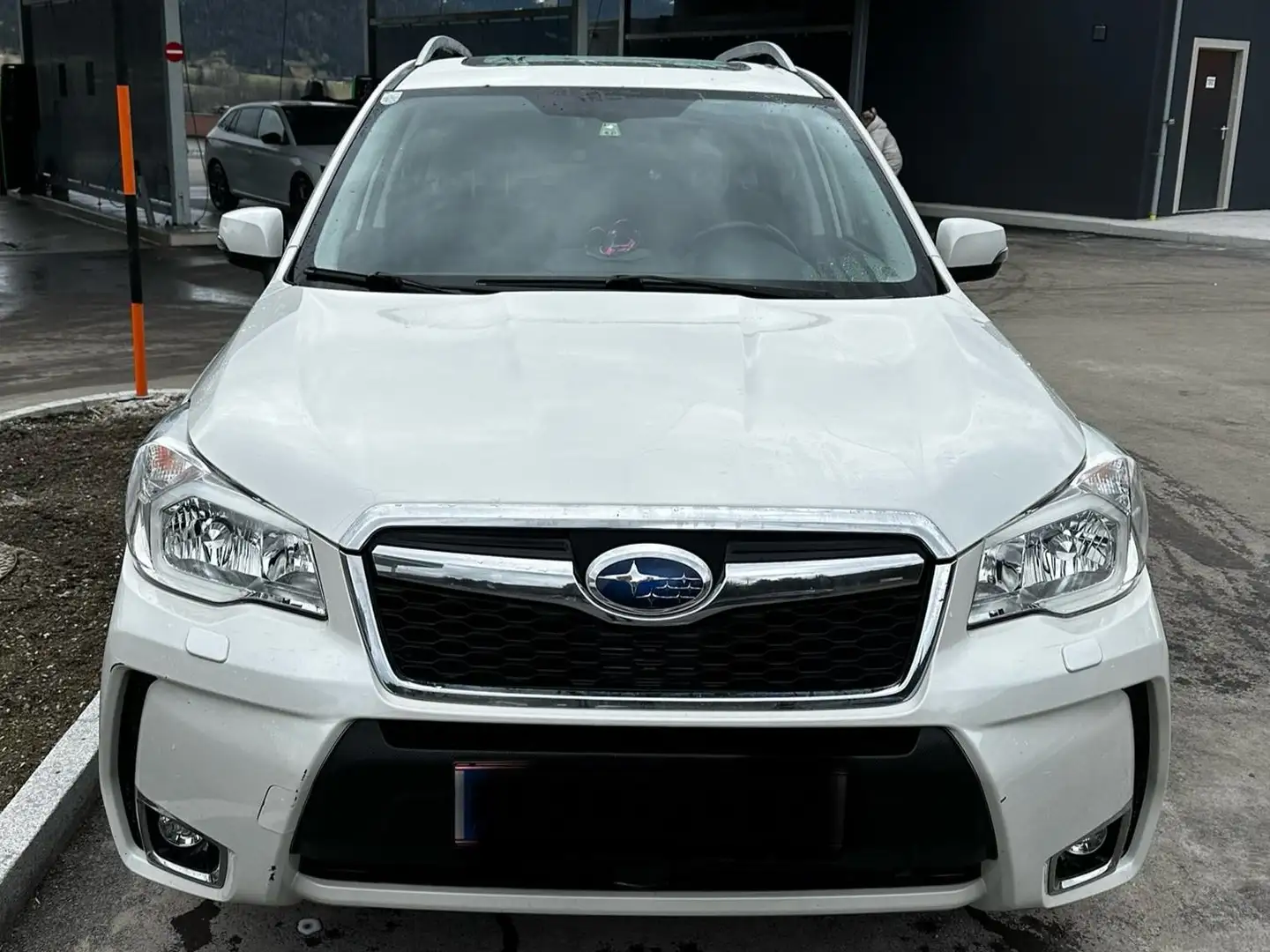 Subaru Forester Forester 2,0D Exclusive CVT Exclusive Weiß - 1