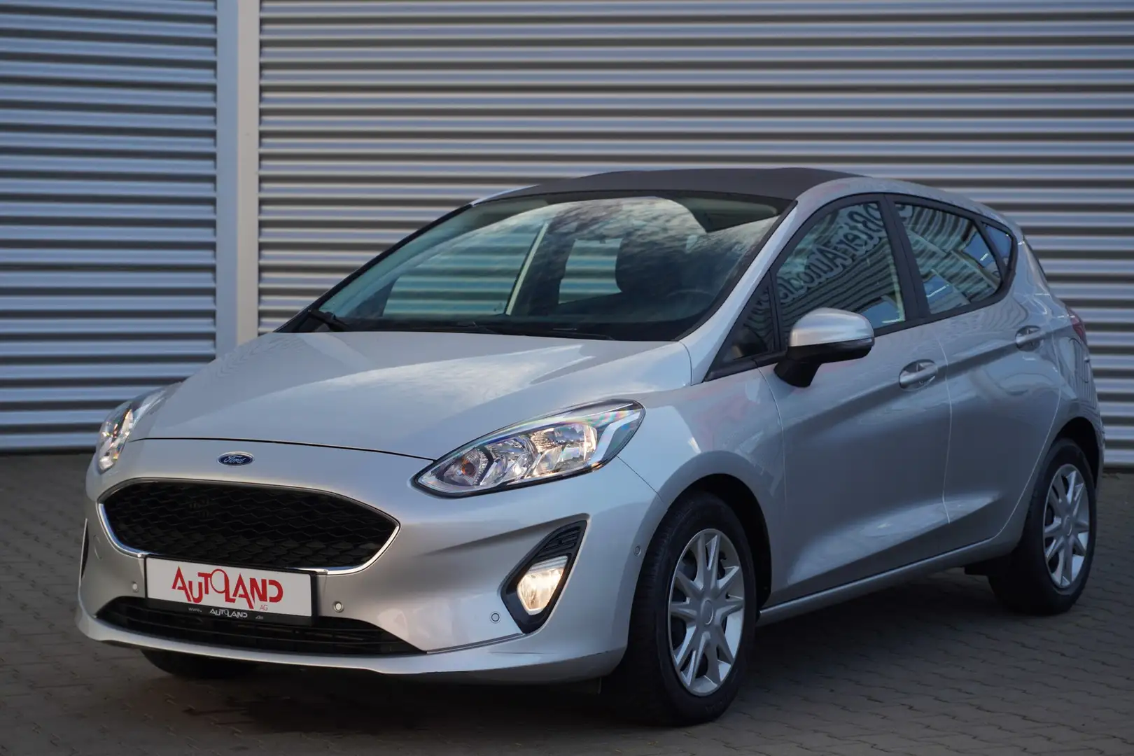 Ford Fiesta 1.0 EB Cool&Connect Aut. SYNC Kamera PDC Silber - 2