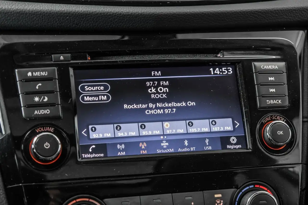 Nissan Rogue снимка Nissan Rogue