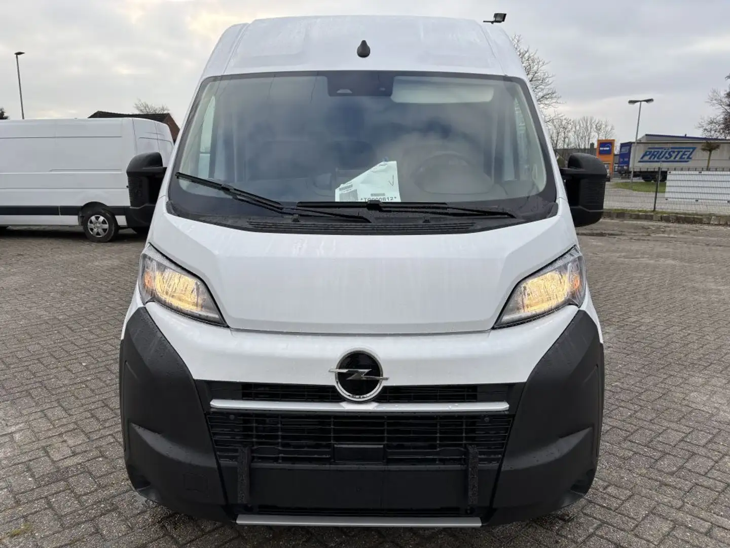 Opel Movano 2.2 BlueHDi 140 L3H2 VA Weiß - 2