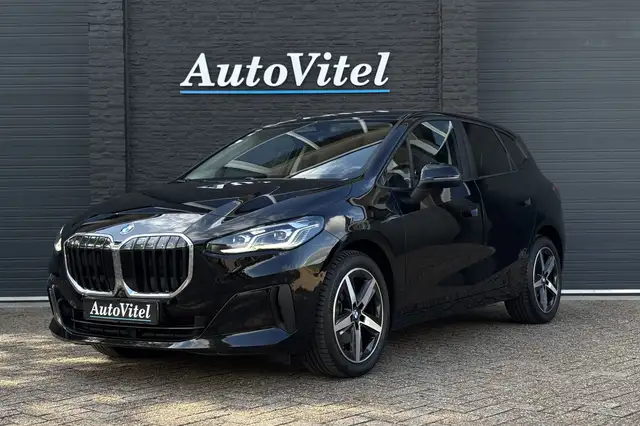 BMW 218 2-serie Active Tourer 218i | Harman Kardon | Sport