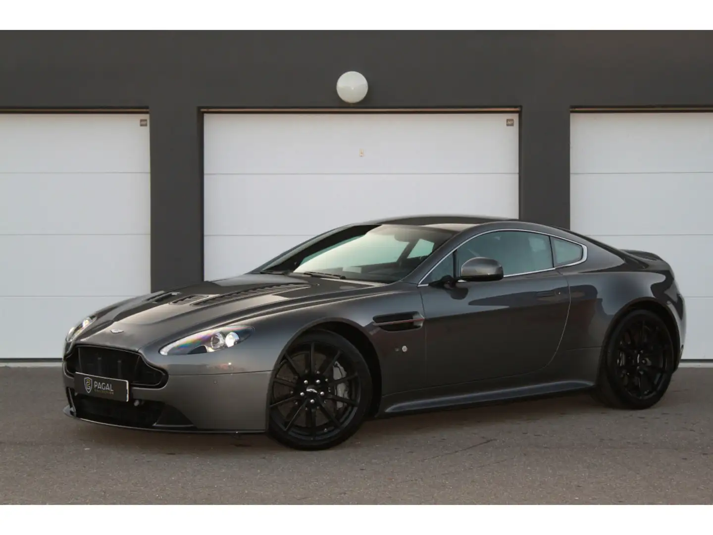 Aston Martin Vantage S V12 FRANCAISE | SUIVI | CARBONE | HAMMERHEAD SIL Gris - 1