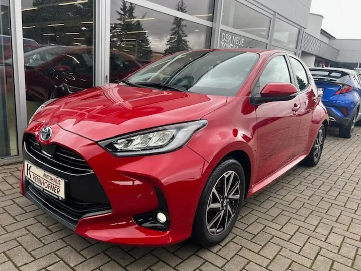 Toyota Yaris Hybrid 1.5 VVT-i Team Deutschland *Comfort Paket* Rojo - 1