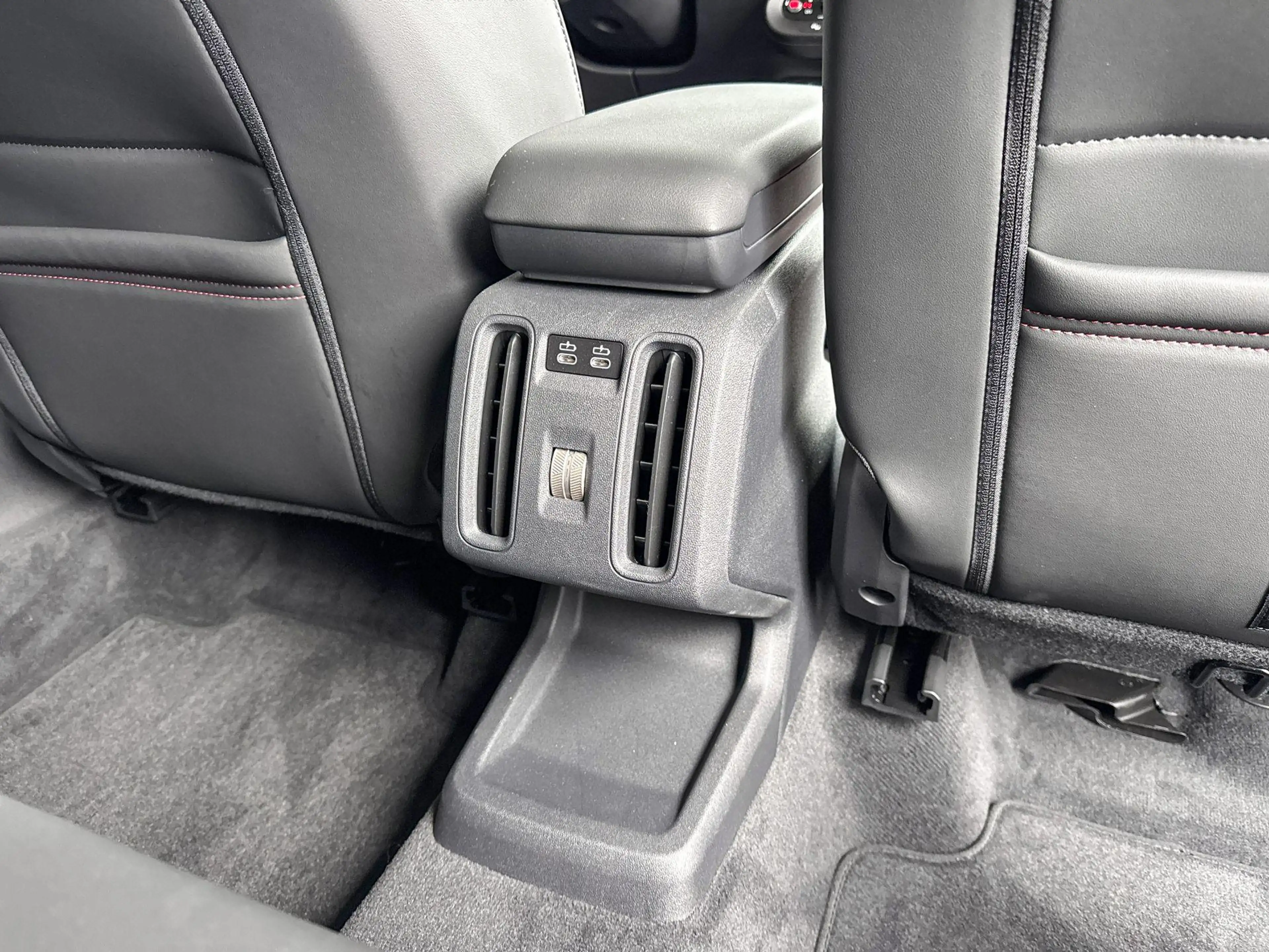 MINI John Cooper Works Countryman All4 |  Pakket XL | Panorama dak | 20" John Cooper — photo 10