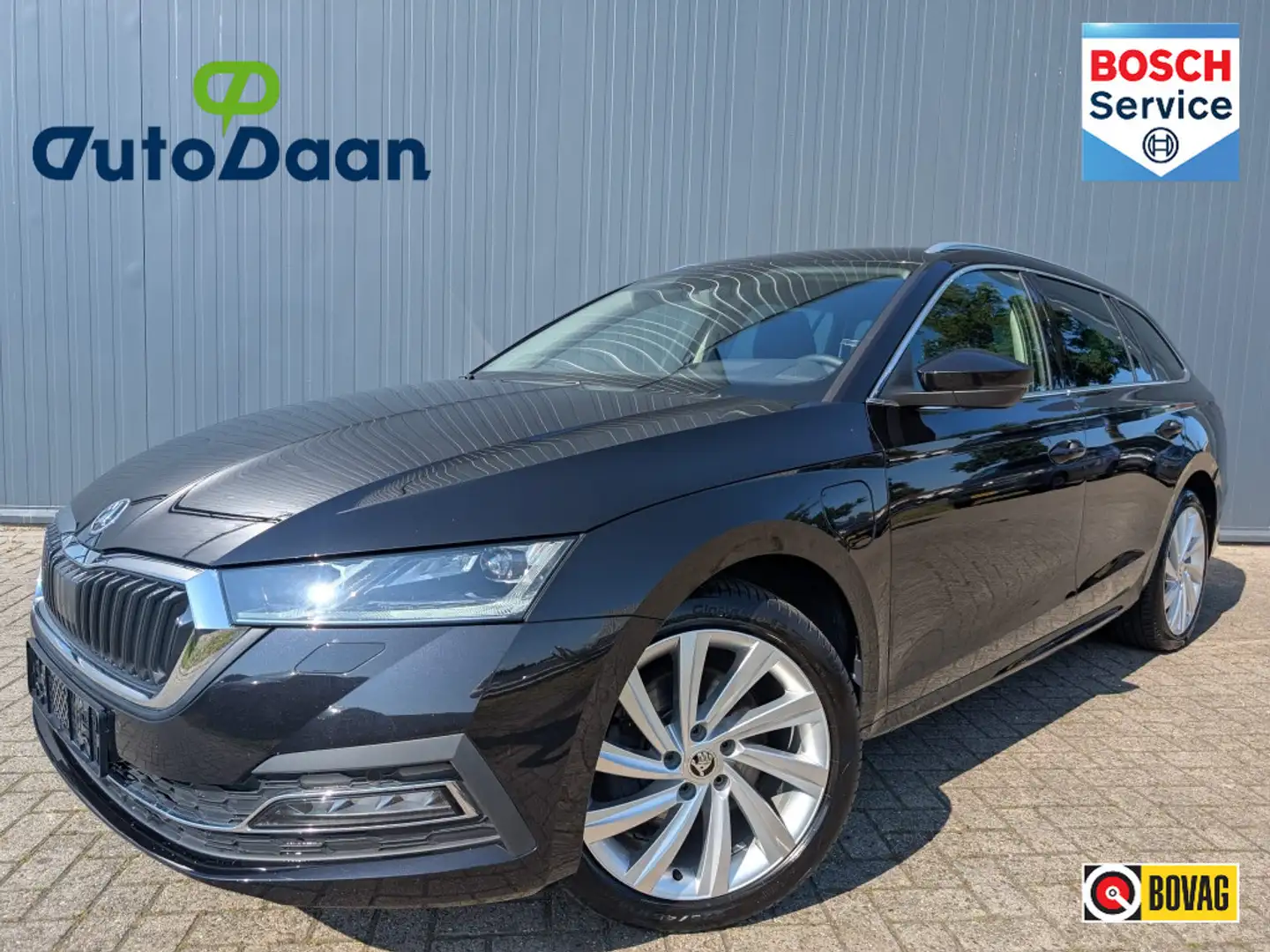 Skoda Octavia Combi 1.4 TSI iV Style Noir - 1